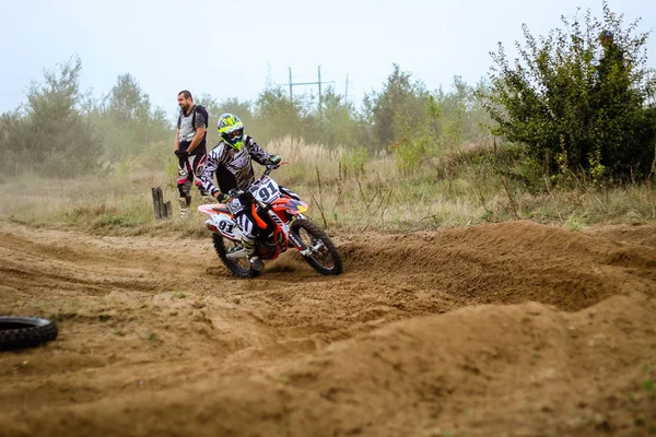 Forma Brillante Motocicletas Entrenamiento Motocross Lviv Ruta Vorotsev Septiembre 2019 — Foto de Stock