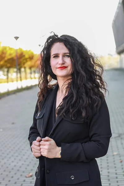 Girl with black hair portrait. Business woman. Director. Classic — Stock Photo, Image