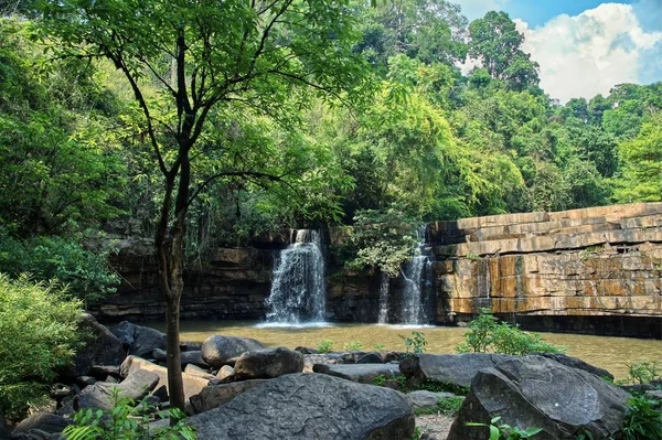 Cachoeira Floresta Tropical Verão Cachoeira Sri Dit Khao Kho Tailândia — Fotografia de Stock