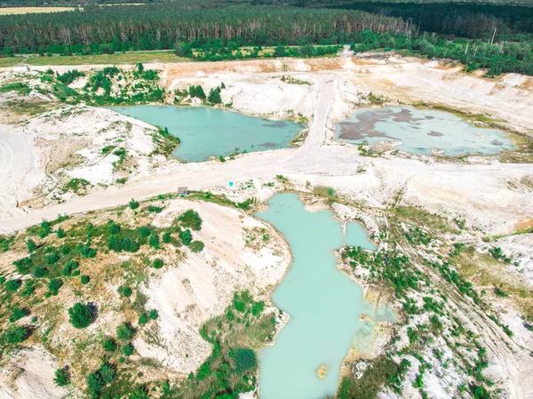 Vista Del Dron Una Cantera Inundada Caolín Con Agua Turquesa —  Fotos de Stock