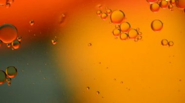 soyut su kabarcıkları ile.