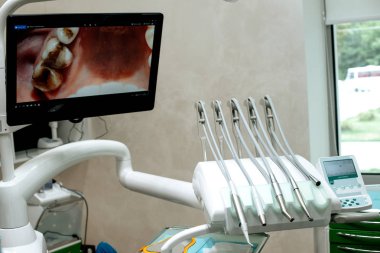 Diş Hekimliği izlemek. Diş office