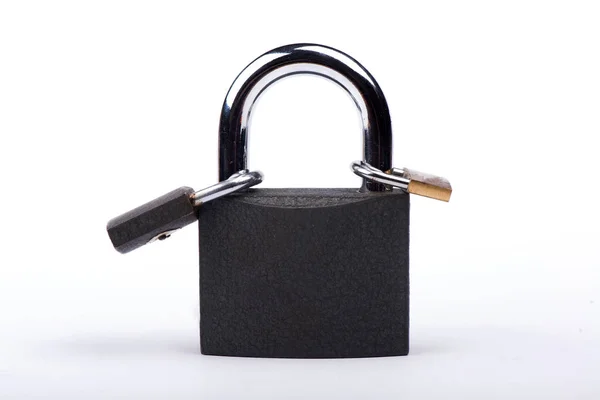 Padlock Witte Achtergrond Slot Grendel — Stockfoto