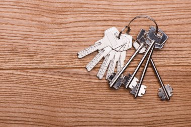 tablo olarak kapısının anahtarları