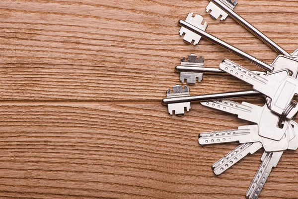 tablo olarak kapısının anahtarları