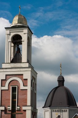 kilisenin cephesi. kilisenin bir parçası. güzel tapınak