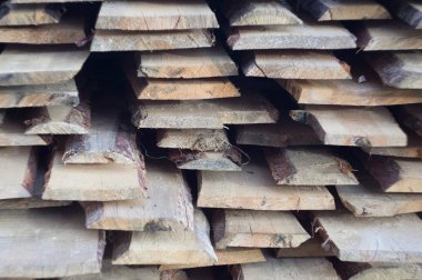 Çam panoları yığını closeup.