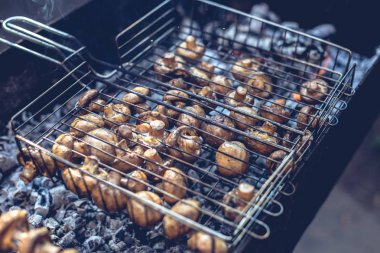 Fried mantar ızgara.