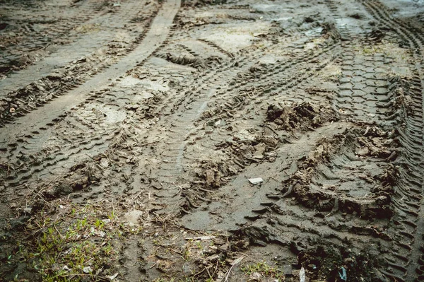 Pneus Sur Une Route Boueuse — Photo