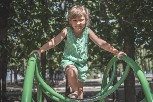 Little Girl Playground Summer — Stock Photo, Image