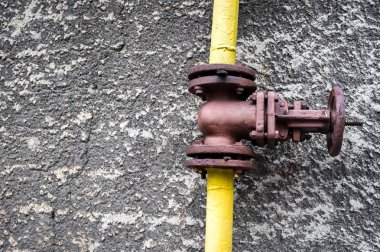 Gaz musluk ve gaz borusu