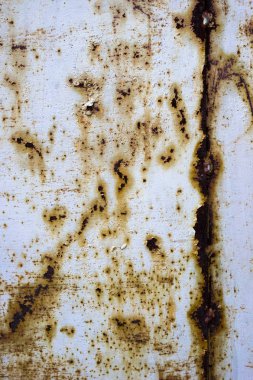 Eski paslı boyalı metal yüzeye