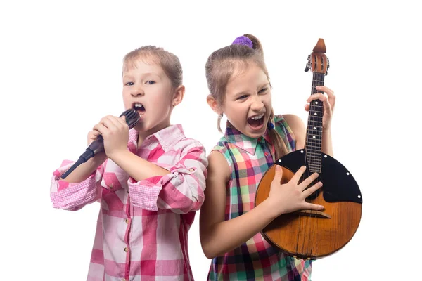 Zwei Süße Kleine Mädchen Posieren Mit Mikrofon Und Domra Konzept — Stockfoto