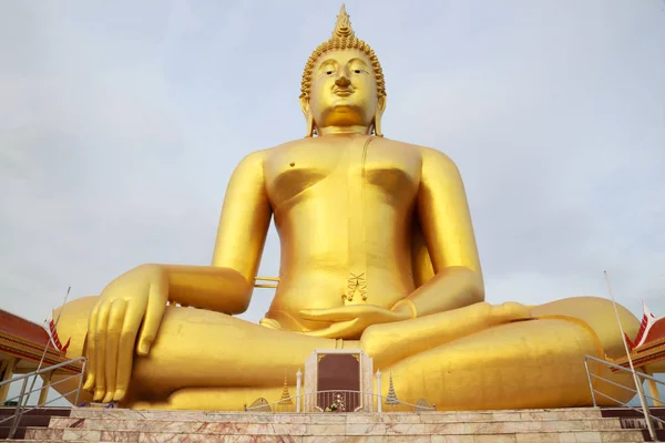 Büyük Altın Buda Görüntü Wat Muang Muang Budist Tapınağı Ang — Stok fotoğraf