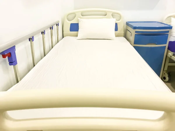 Boş Modern Hastane Hasta Kurtarma Için Klinik Rahat Temiz Beyaz — Stok fotoğraf