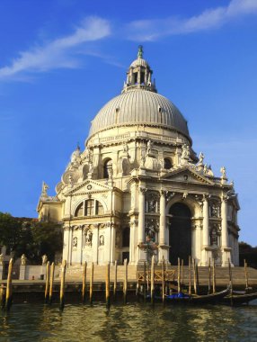 Santa Maria della Salute Kilisesi karşısında Piazza San Marco, Venedik, İtalya