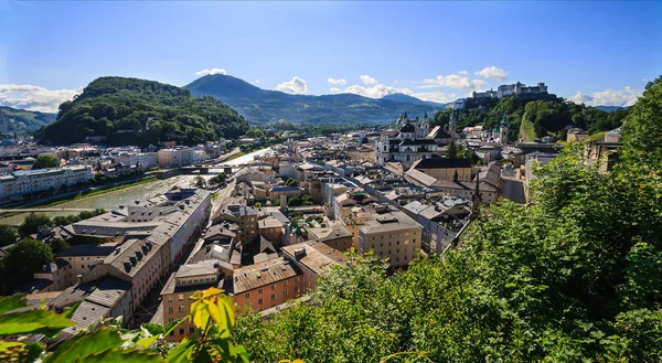 Hermosa Vista Panorámica Del Verano Ciudad Salzburgo Con Castillo Festung — Foto de Stock