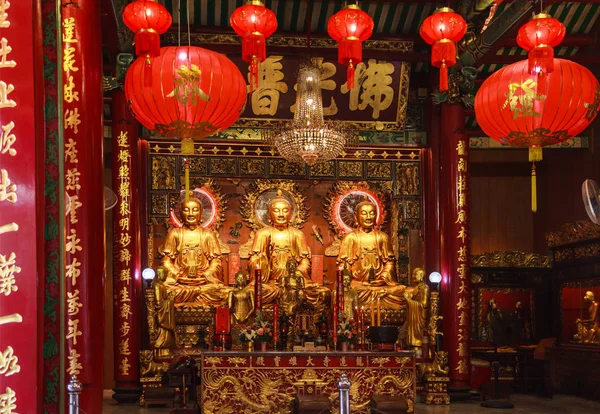Bangkok Thailand January 2019 Three Presiding Buddha Images Wat Mangkon — стоковое фото