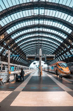 Milano Merkez İstasyonu Gare