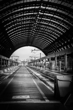 Milano Merkez İstasyonu Gare
