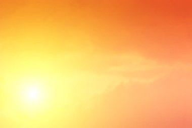 Gökyüzü bulutlu doğal