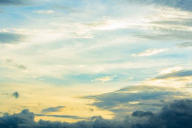  Bulut açık gökyüzü arka planı için.