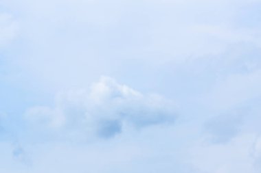  Beyaz bulutlar, gökyüzü mavi, asla doğa adam delik cevap var..