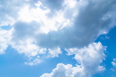 Bulutlar Iphone ve tasarım duvar kağıdı için.