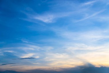 Arka plan gökyüzü, kış manzara.