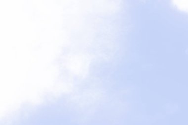  Havadaki bir yaz mavi zemin.