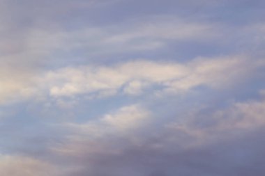  Yaratıcılık gökyüzünde bir bulut görüntüsü elde edilir.