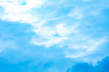 Gökyüzü her gün ve hissediyorum mutlu yolculuk.