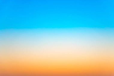 Mavi gökyüzü bulutlu web tasarımı için uygun.