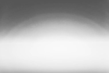  Gökyüzü açık siyah beyaz tarzıdır.