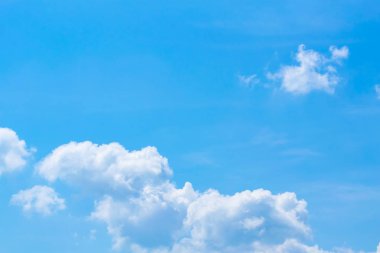 Metin için havada mavi zemin.