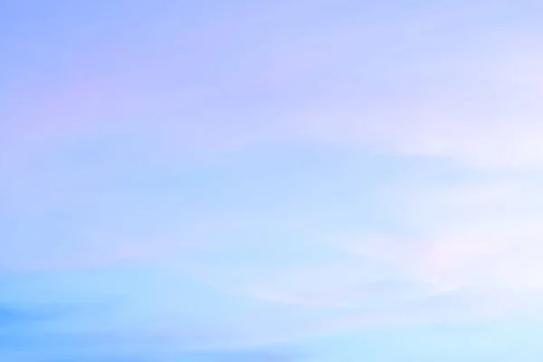Fantastiche Nuvole Bianche Con Sfondo Cielo Blu — Foto Stock
