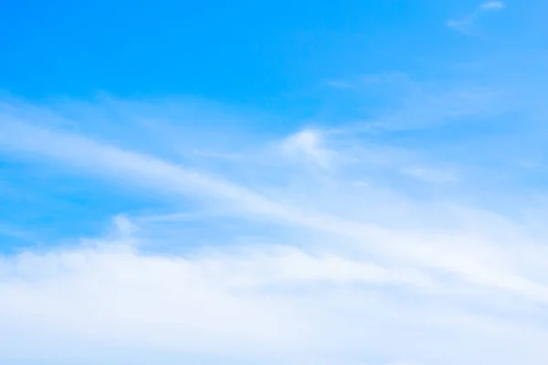 Jasné Modré Nebe Plain White Cloud Prostorem Pro Text — Stock fotografie