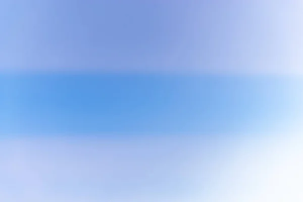 Голубой Фон Имеет Несколько Облаков — стоковое фото