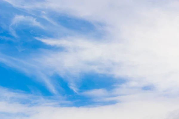 Cielo Con Nubes Moviéndose Con Viento — Foto de Stock