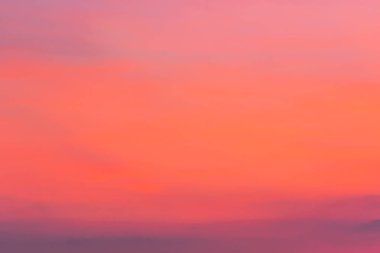 Renkli gökyüzü gördüğüm günü.