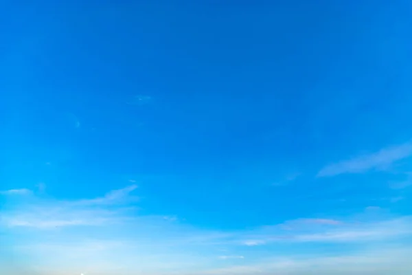 Fantasztikus Lágy Fehér Felhők Thaiföldön Kék Ellen — Stock Fotó