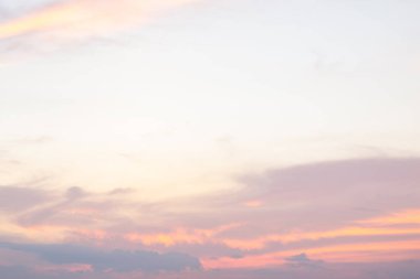 Kuzeydoğu sabahları gündoğumu.