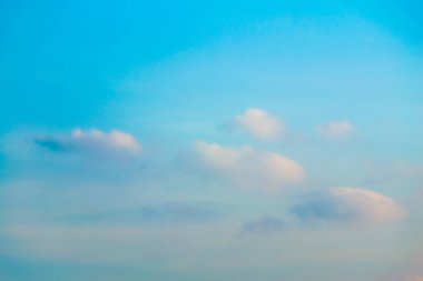 Romantik mavi gökyüzü, ücretsiz manzara.