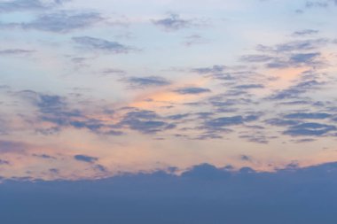 Her gün gün batımında doğadan güzel bir ışık..