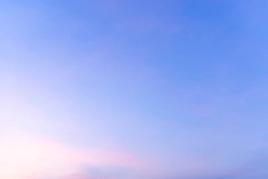 Sıcak havalarda beyaz bulut kümeleri neden olur..