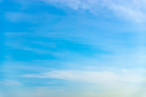 Nuvens Brancas Céu Azul Após Chuva Para Refrescar Olho — Fotografia de Stock