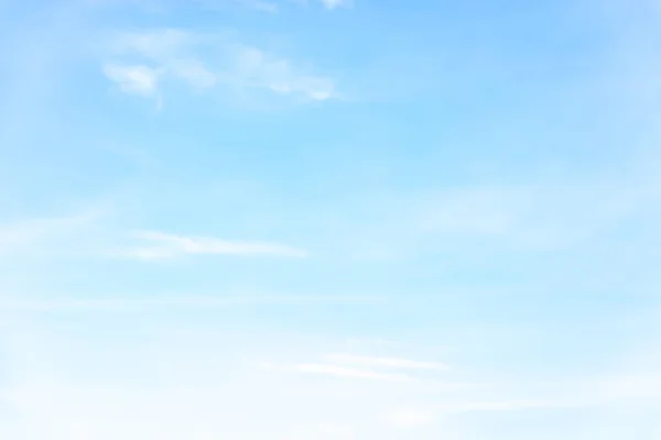 Nubes Blancas Cielo Azul Después Lluvia Para Refrescar Ojo — Foto de Stock