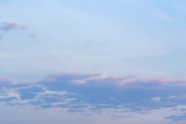 bulutların rüzgar dağılım.