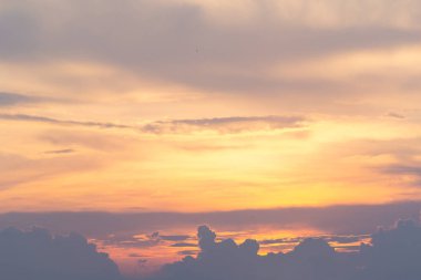 Renkli hava bulutlar.