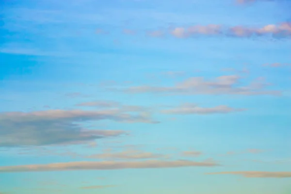 เมฆในสภาพการเปล ยนแปลงของอากาศในหลาย — ภาพถ่ายสต็อก